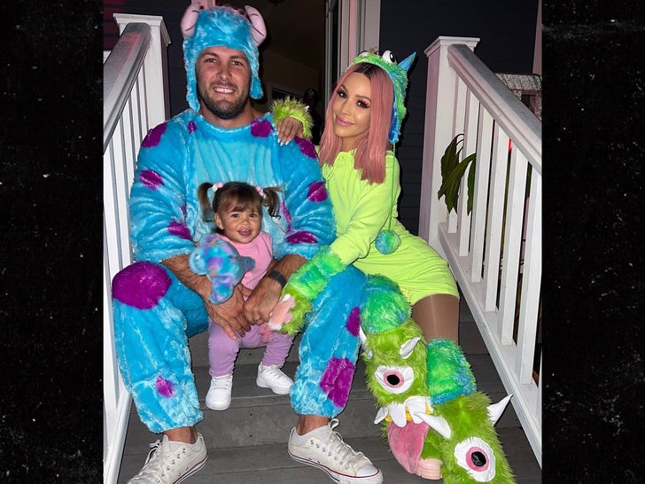 Celeb Family Costumes Through The Years