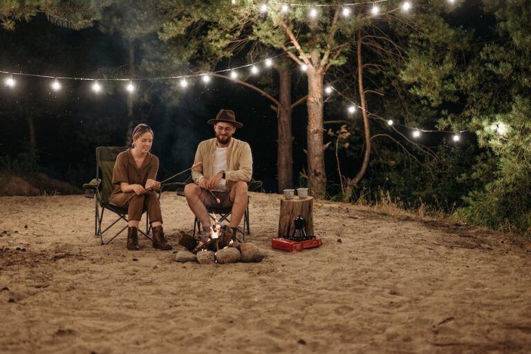Date Night Reimagined: Planning Romantic Evenings Around Films